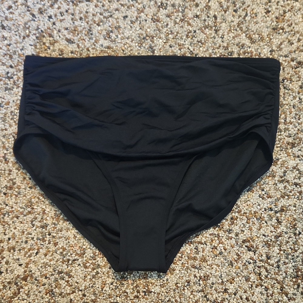 Shade & Shore Black High-Waisted Ruched Panties